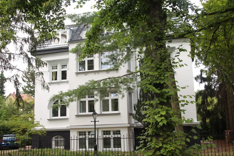 Lichterfelde - Maisonette mit Dachterrasse — photo 1